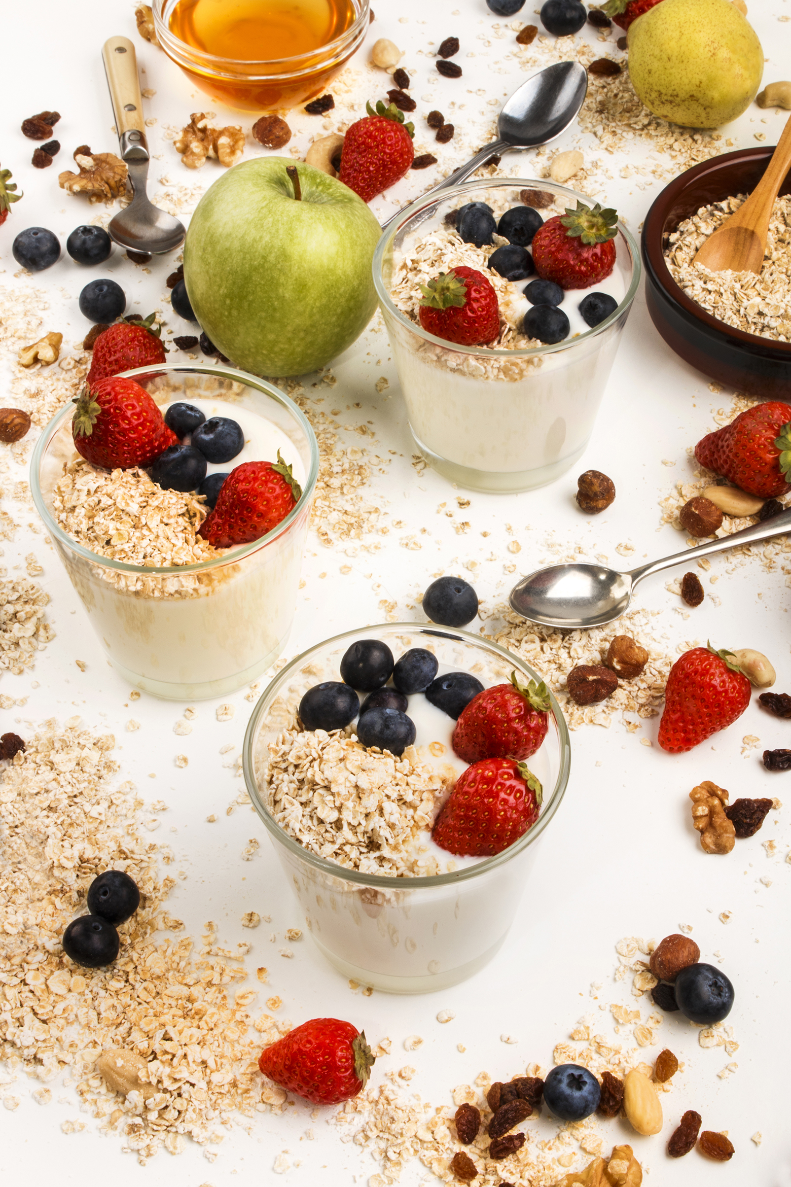Yogurt med kort og bær